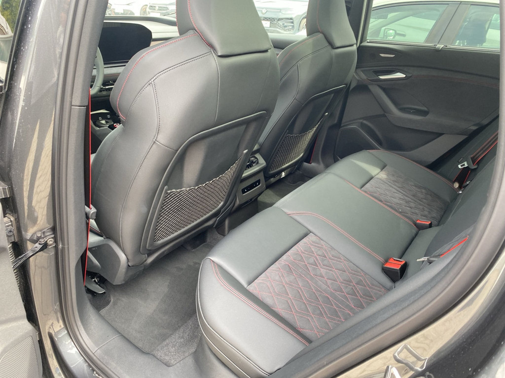 Audi SQ6 e-tron