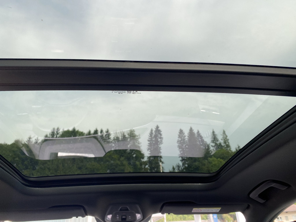 Audi SQ6 e-tron