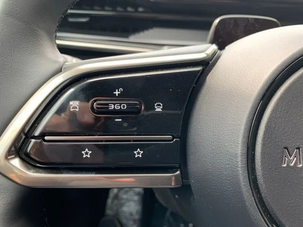 Mazda CX-6e