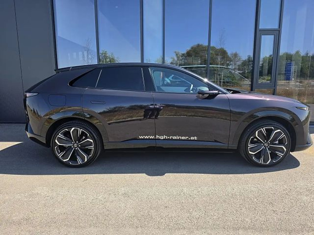 Mazda CX-6e