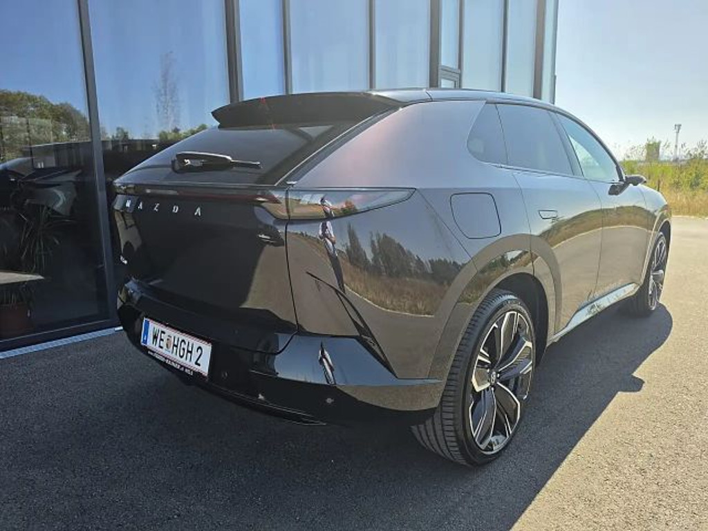 Mazda CX-6e