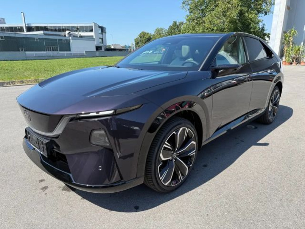Mazda CX-6e Takumi