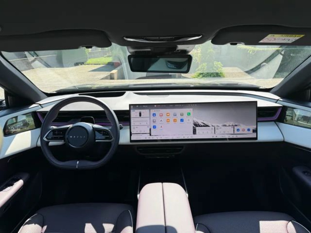 Mazda CX-6e