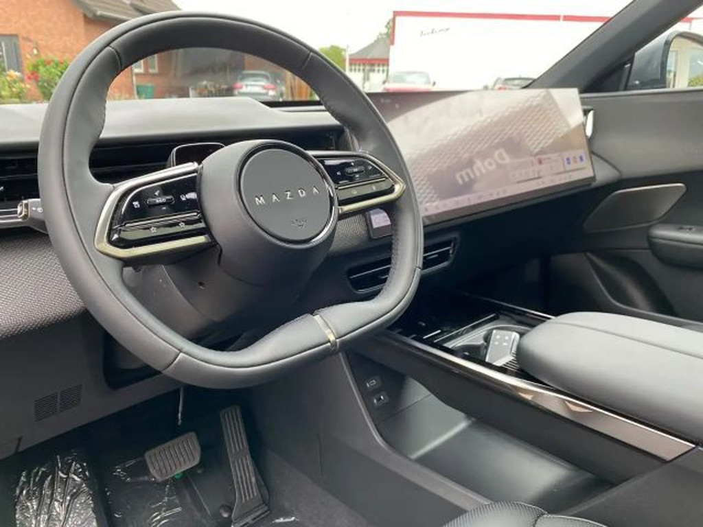 Mazda CX-6e