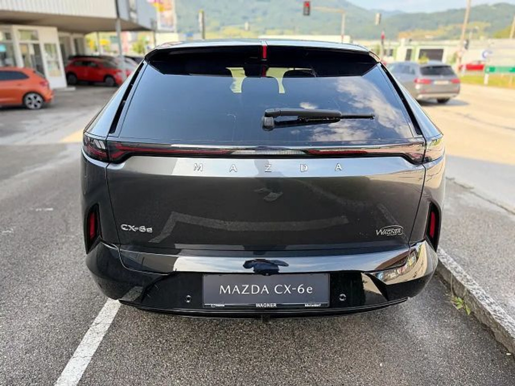 Mazda CX-6e