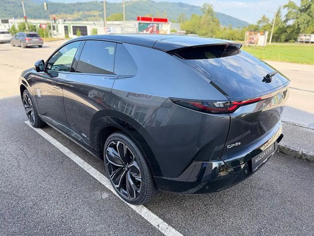 Mazda CX-6e