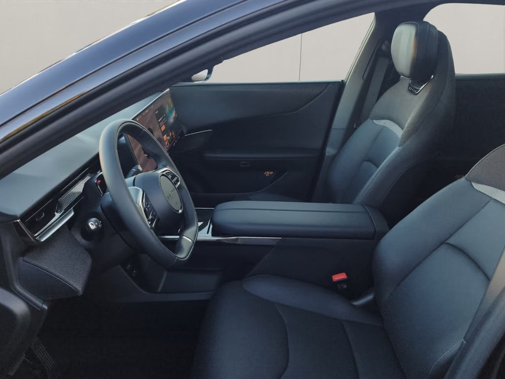 Mazda CX-6e