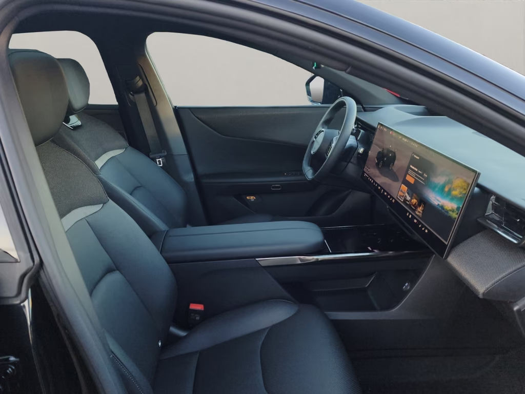 Mazda CX-6e