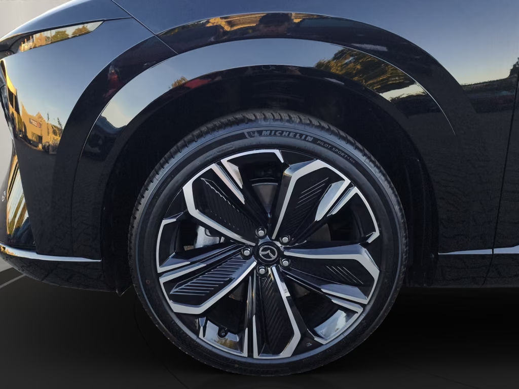 Mazda CX-6e