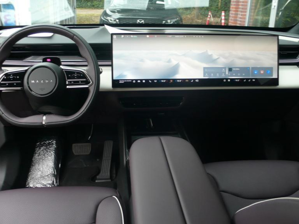 Mazda CX-6e