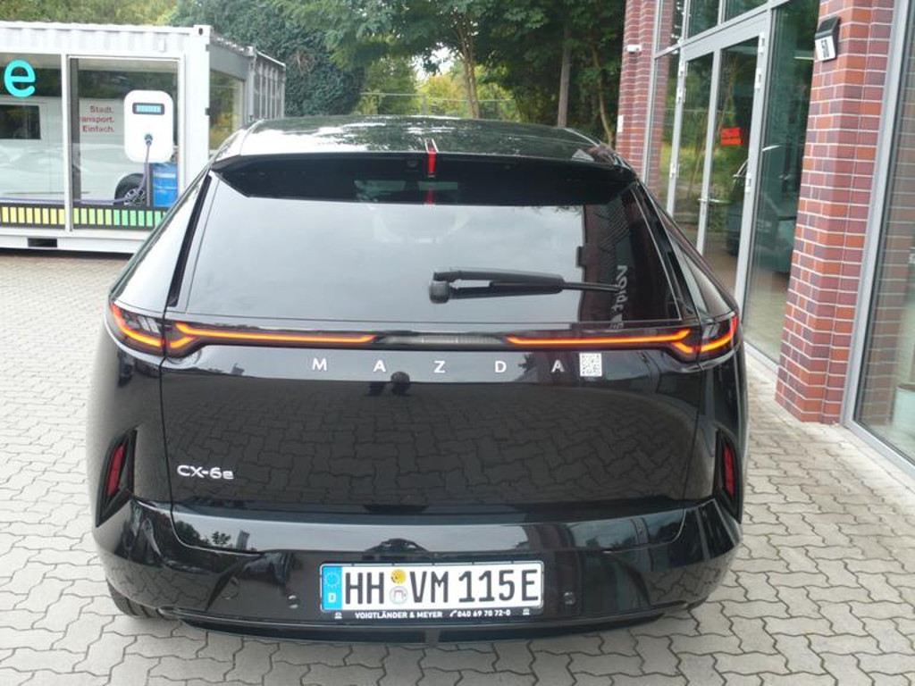 Mazda CX-6e