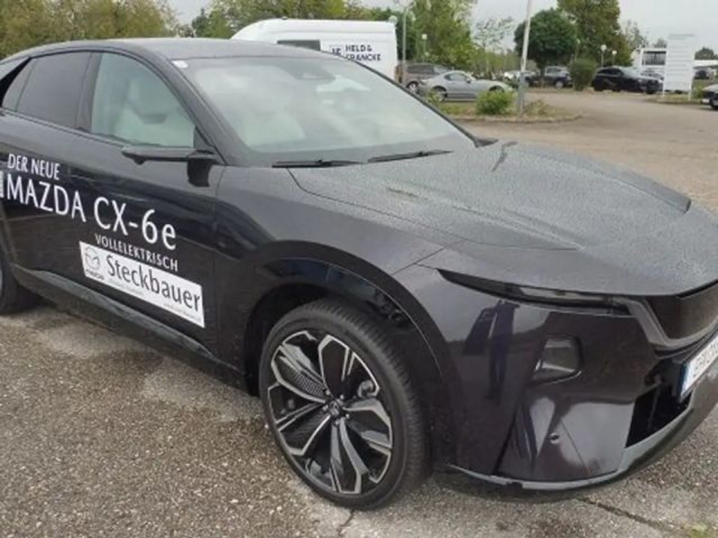 Mazda CX-6e