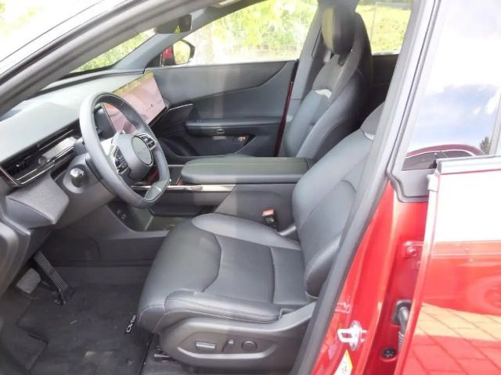 Mazda CX-6e