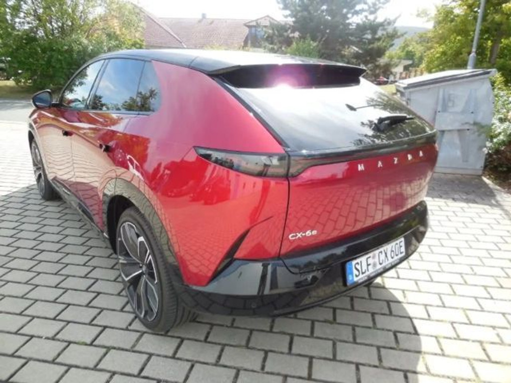 Mazda CX-6e