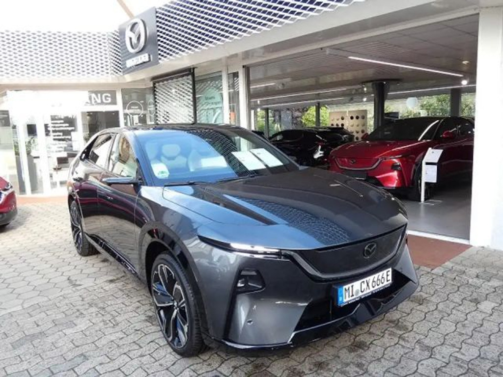 Mazda CX-6e Takumi