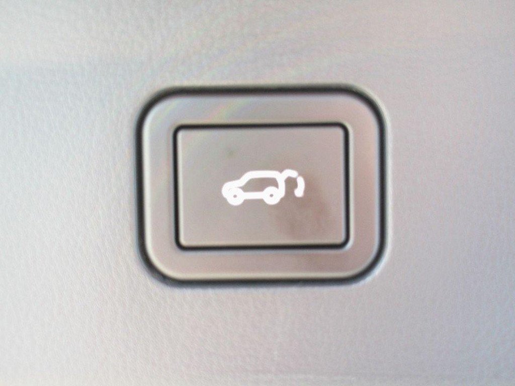 Mazda CX-6e
