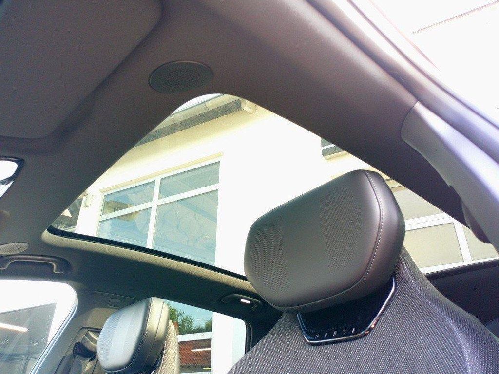 Mazda CX-6e