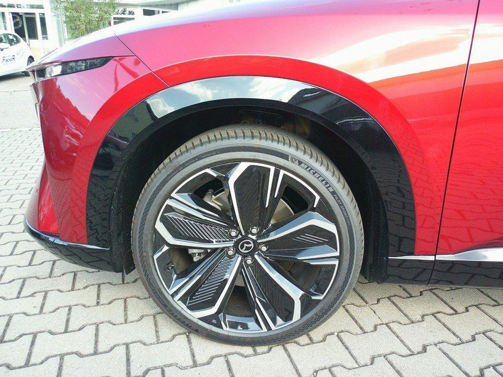 Mazda CX-6e