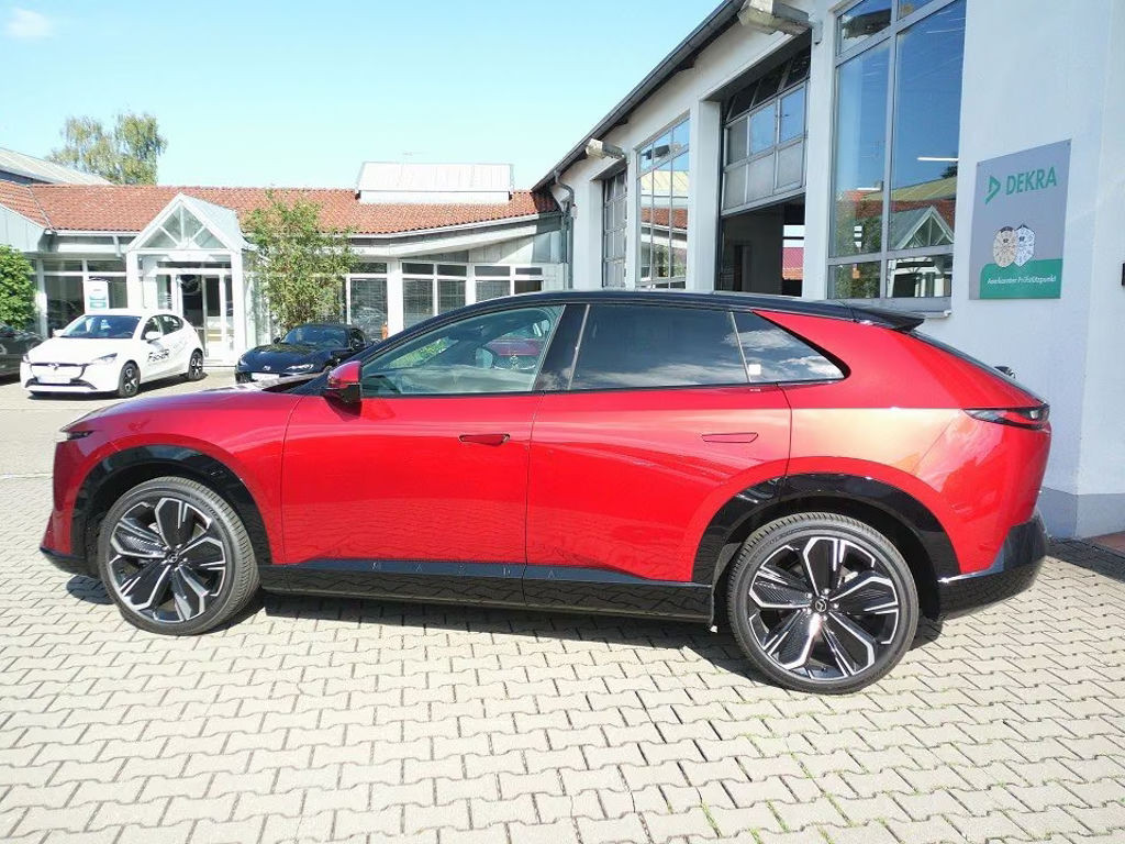 Mazda CX-6e