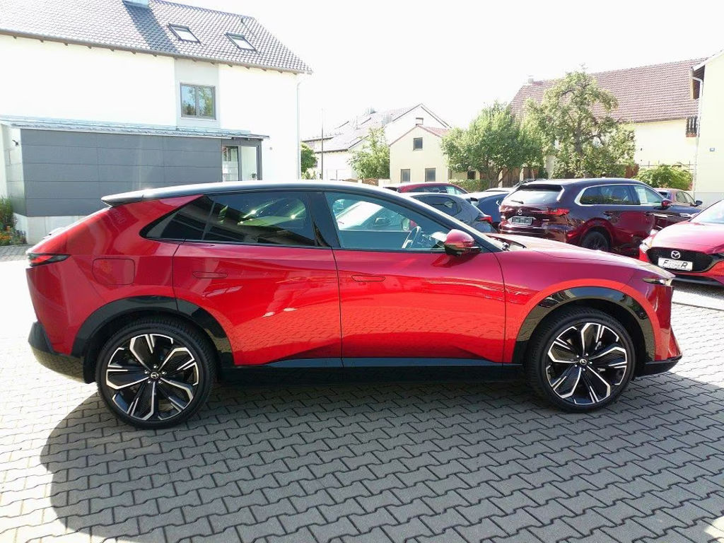 Mazda CX-6e