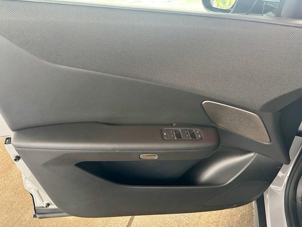 Mazda CX-6e