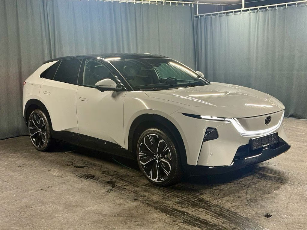 Mazda CX-6e