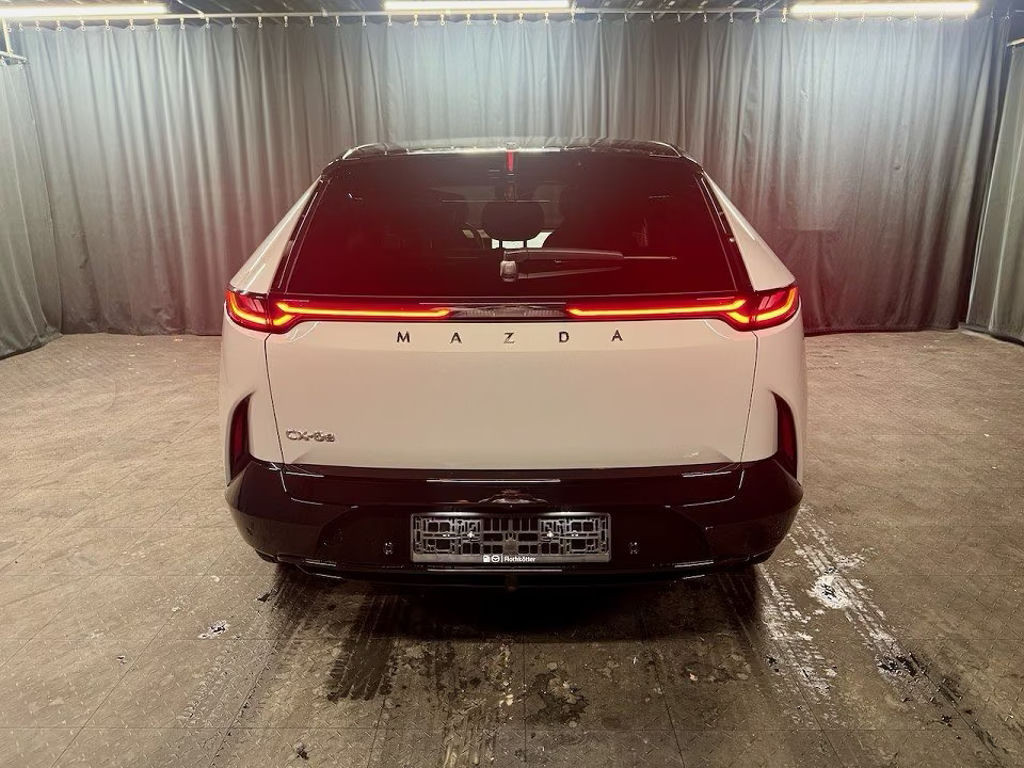 Mazda CX-6e