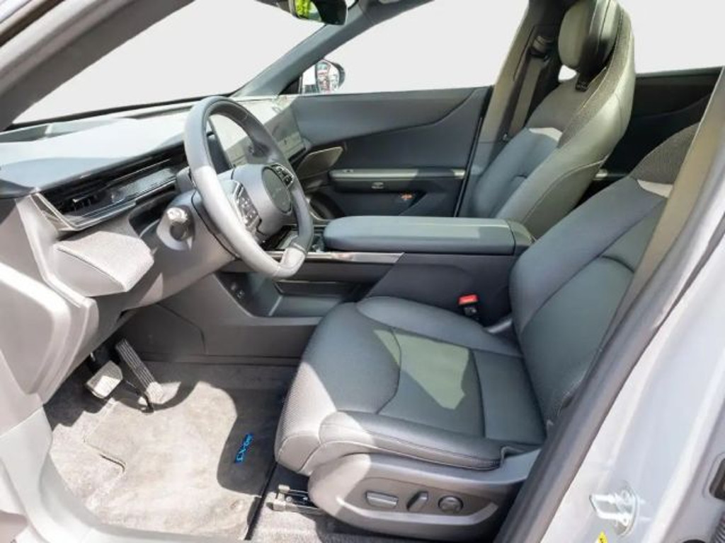 Mazda CX-6e
