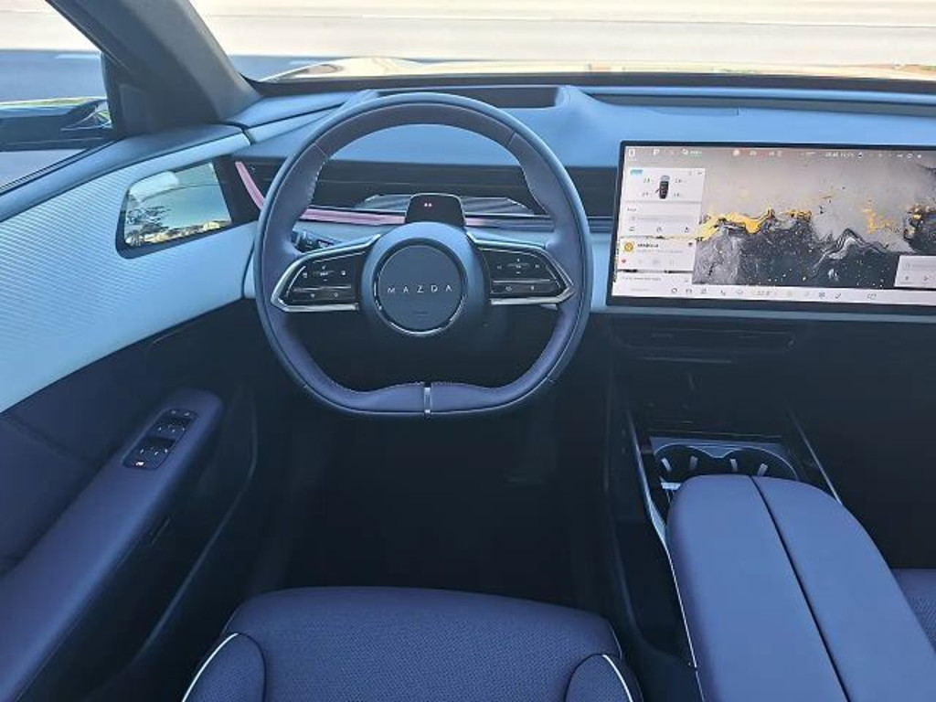 Mazda CX-6e
