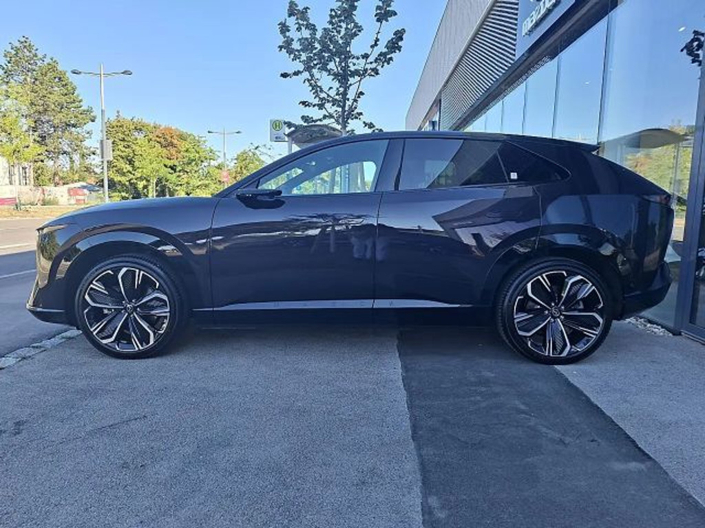 Mazda CX-6e