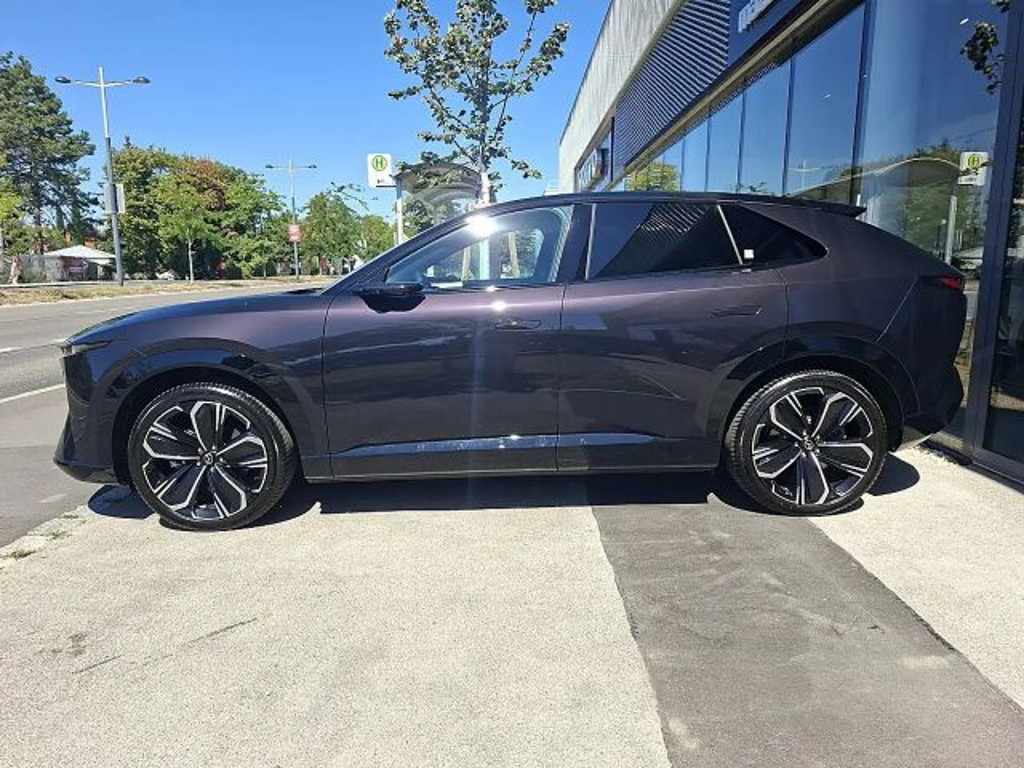 Mazda CX-6e