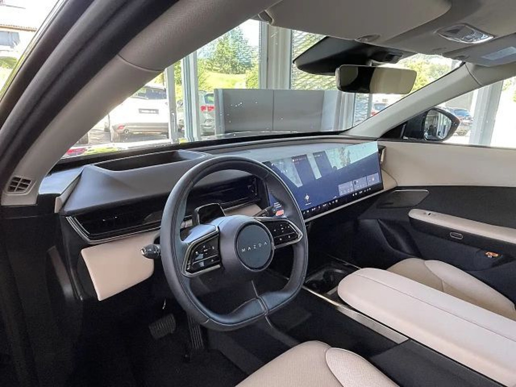 Mazda CX-6e