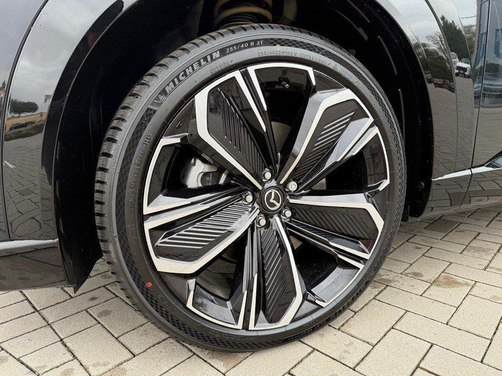 Mazda CX-6e
