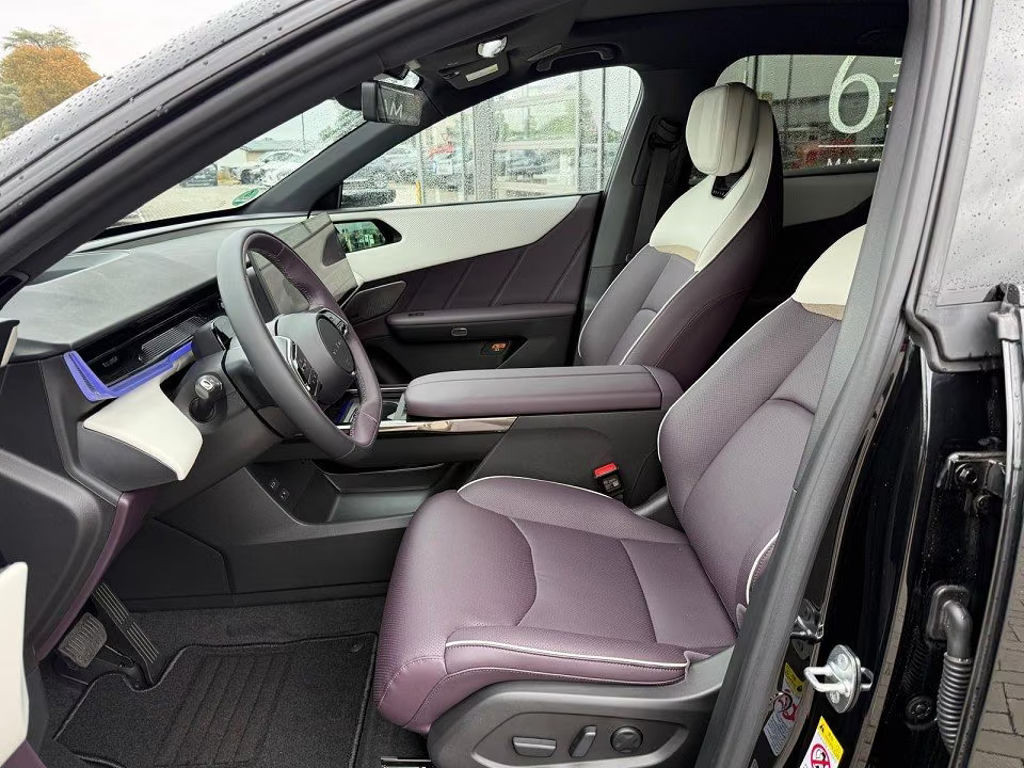 Mazda CX-6e