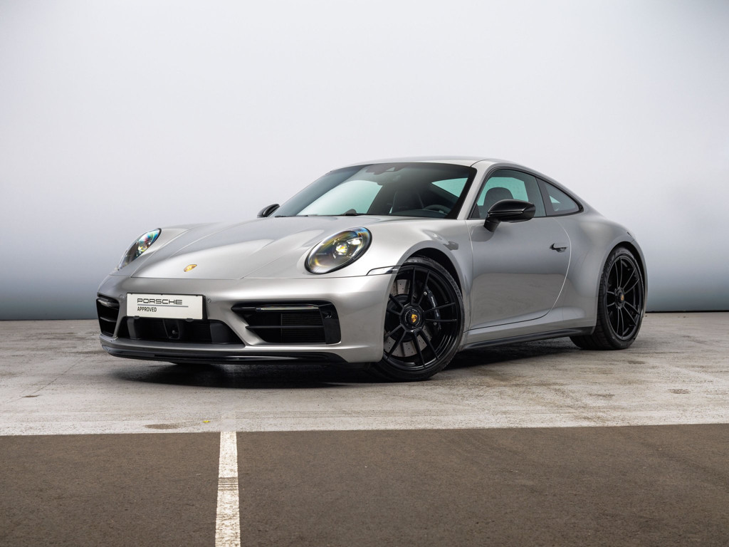 Porsche 911 GTS Coupé Carrera