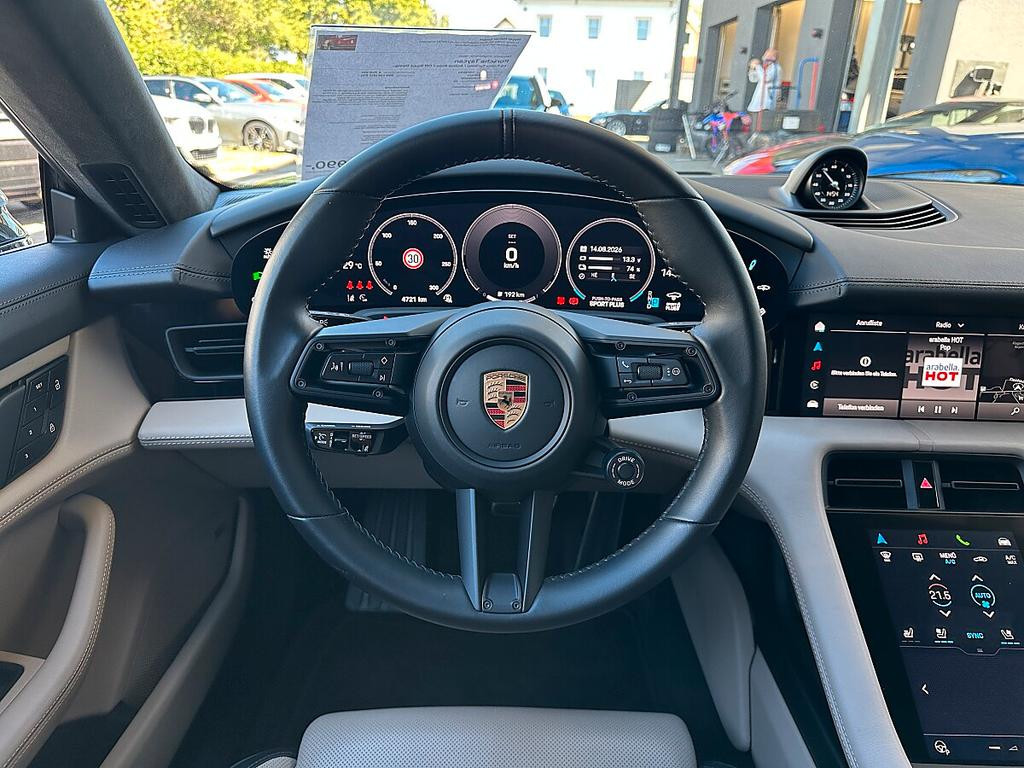Porsche Taycan