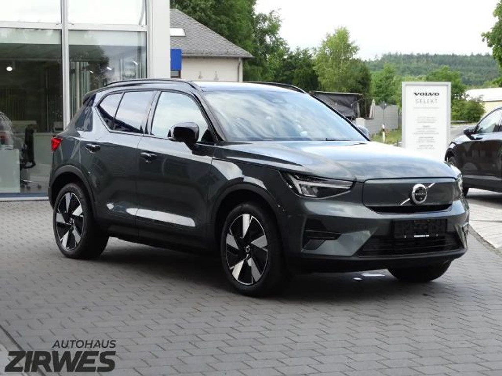 Volvo EX40
