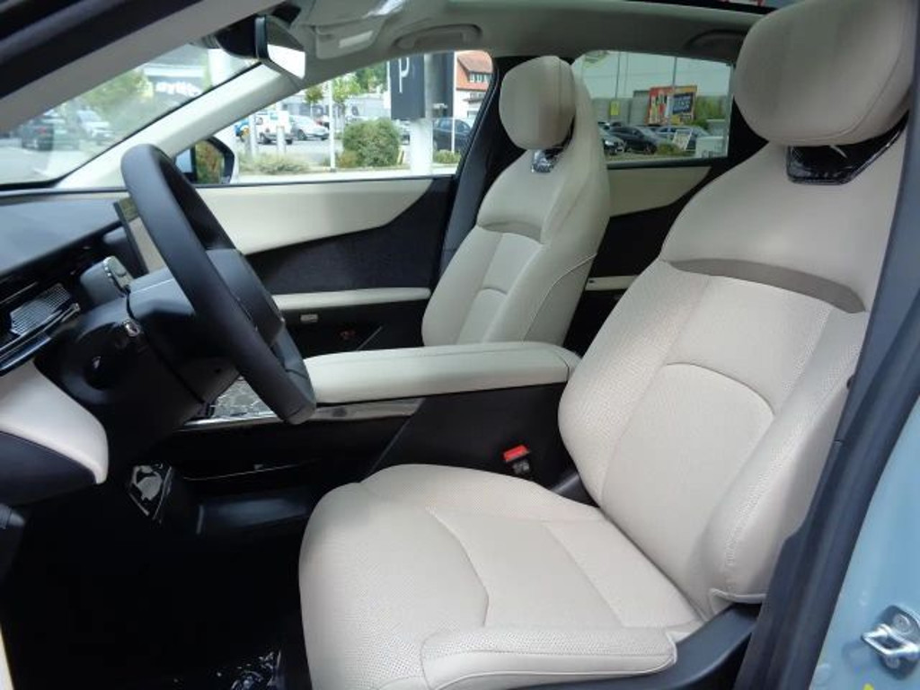 Mazda CX-6e