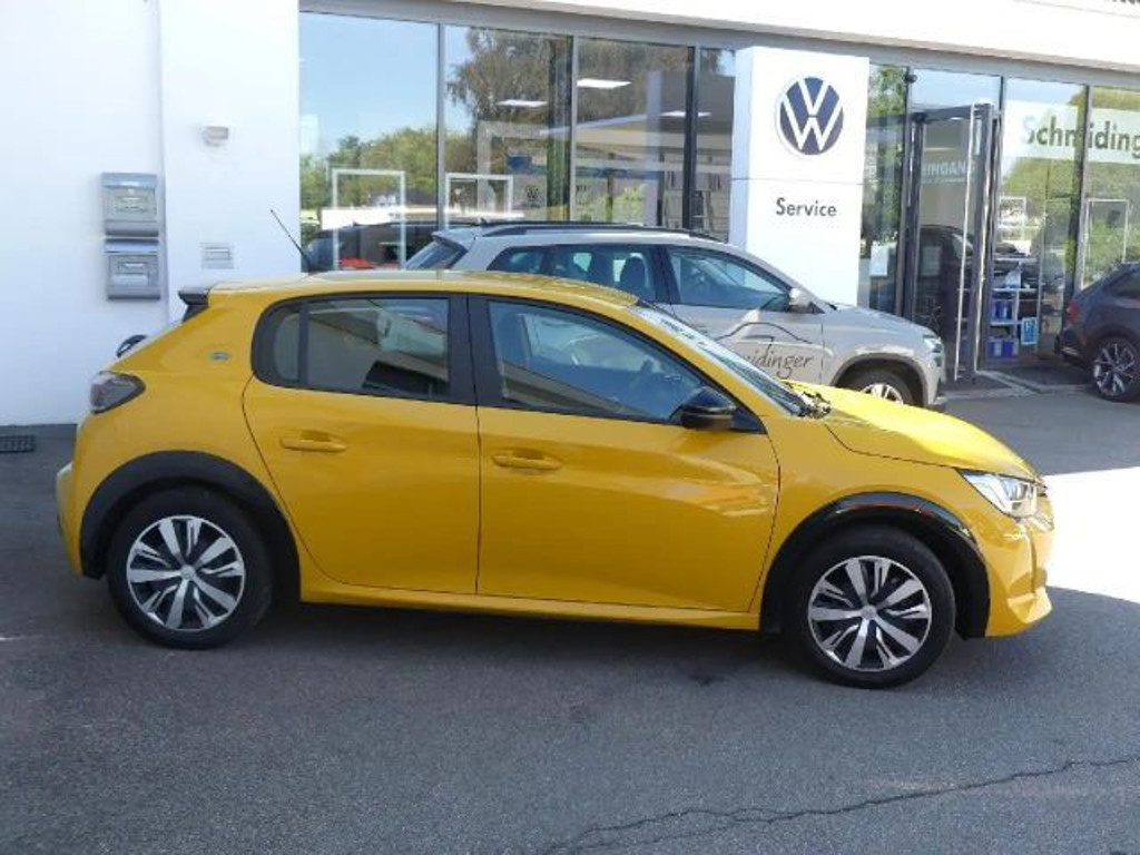Peugeot e-208