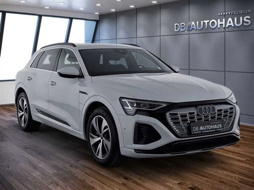 Audi Q8 e-tron