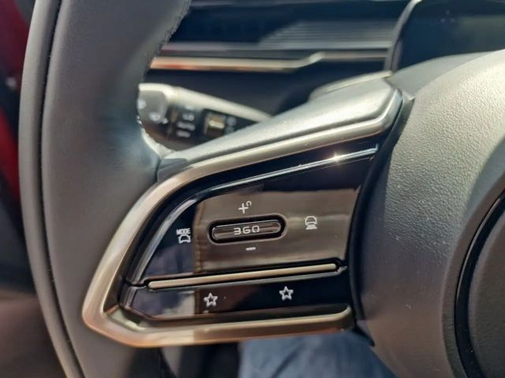 Mazda CX-6e