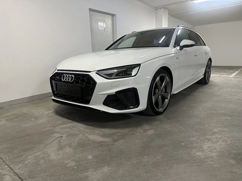 Audi A4 Quattro S-Line 2.0 TDI