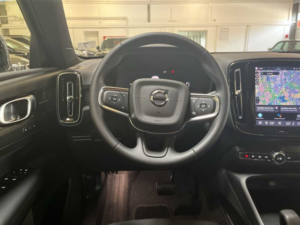 Volvo EX40