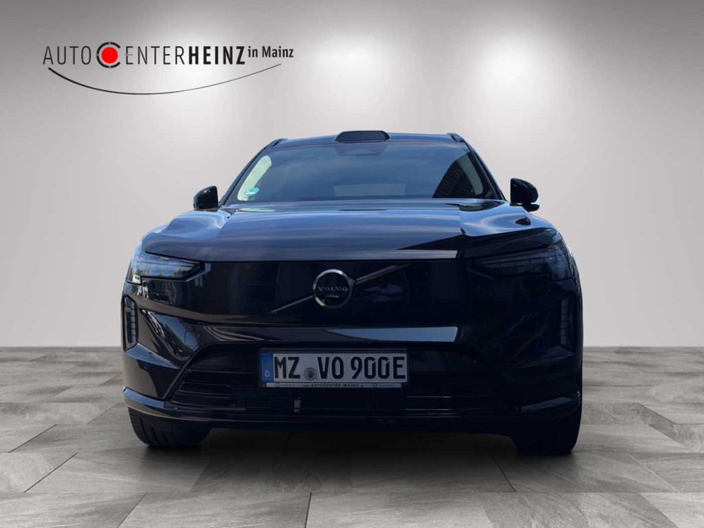 Volvo EX90