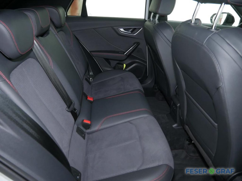 Audi SQ2