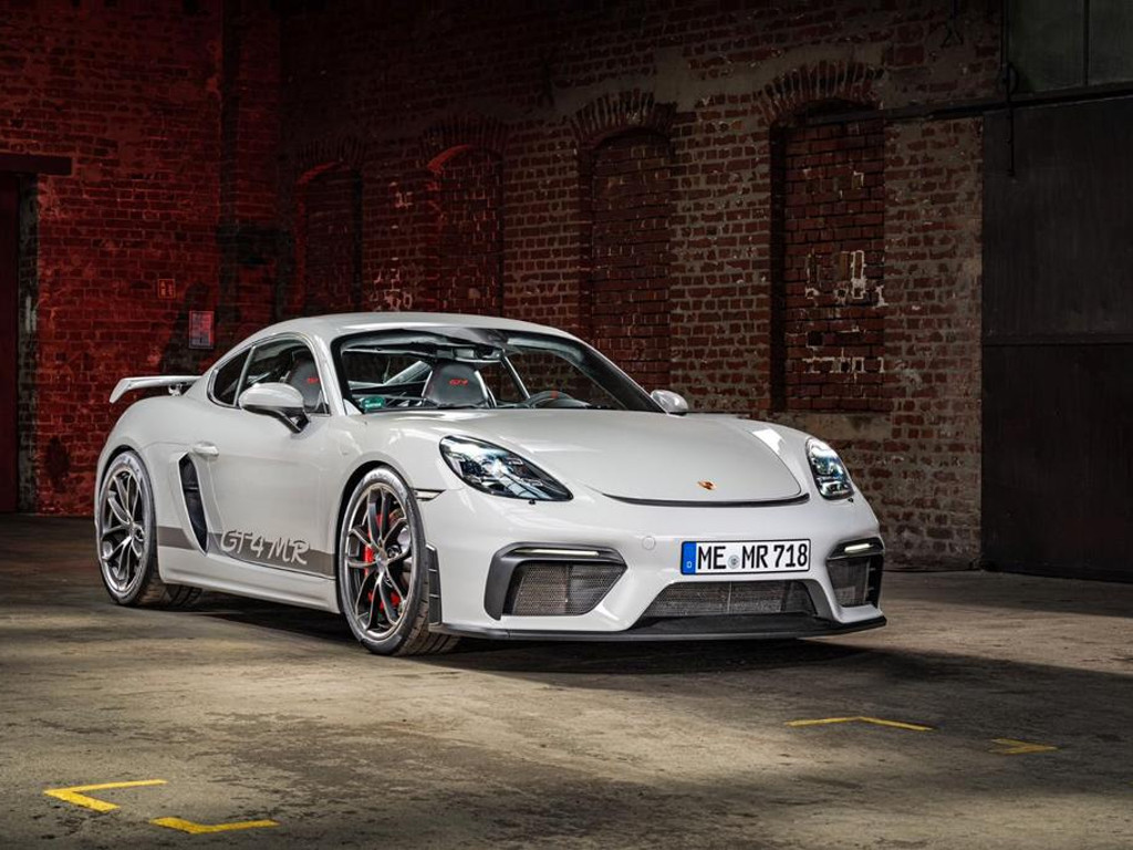 Porsche Cayman GT4 Clubsport Bose Approved SchalensitzeSchalter