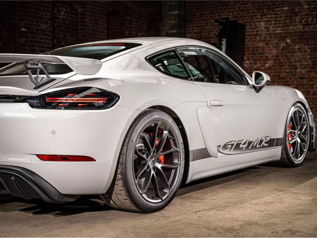 Porsche Cayman