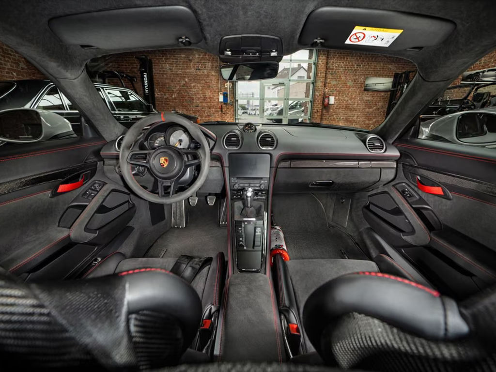 Porsche Cayman