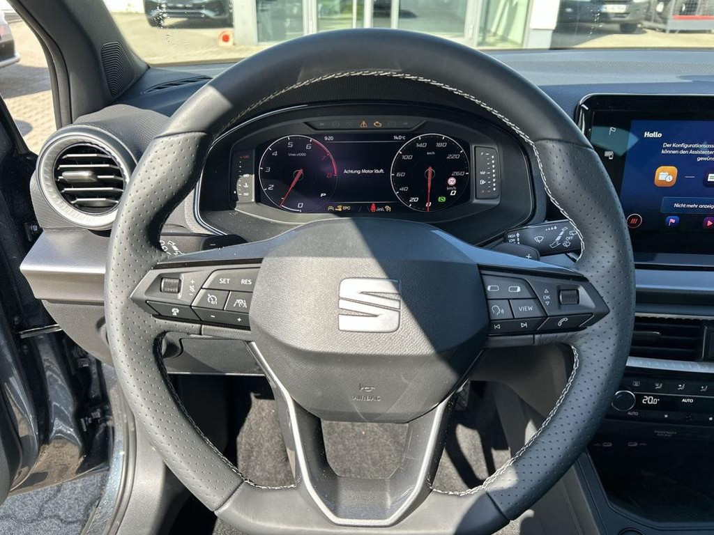 Seat Arona