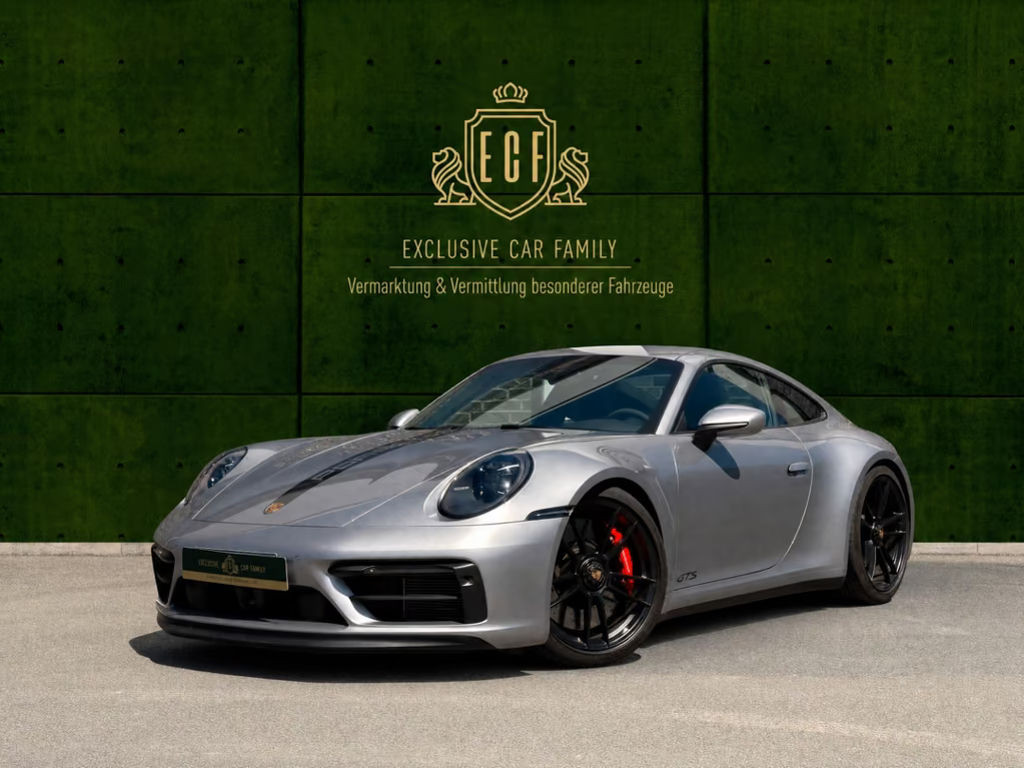 Porsche 911 GTS 4 992 Carrera